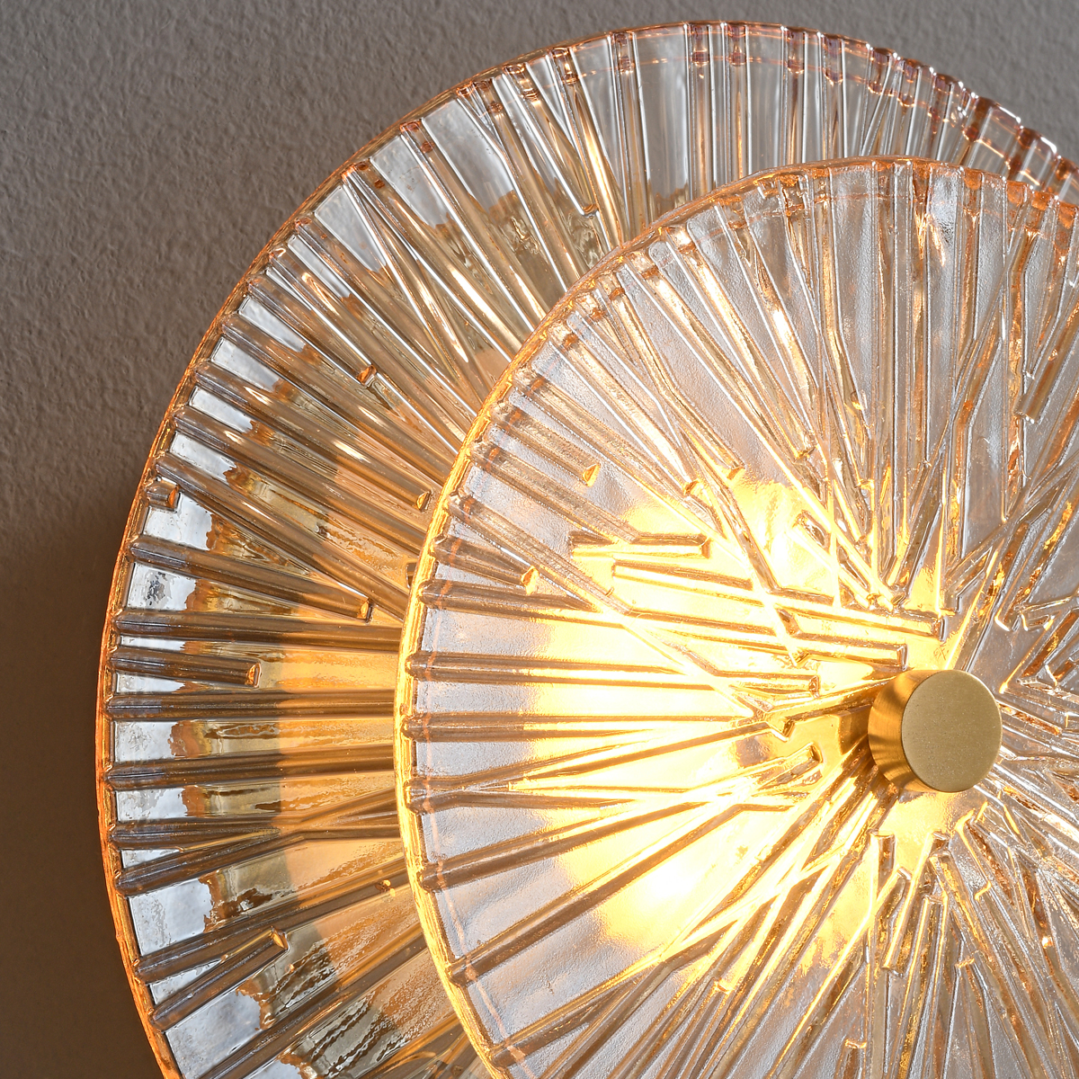 Ribbed glass brass wall light 8 Ribbed glass brass wall light - Image 8