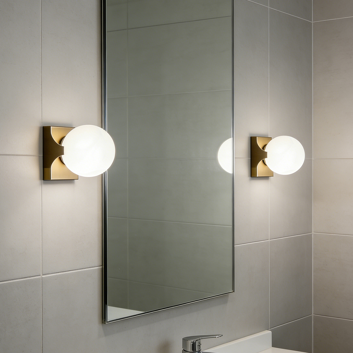 Organic Marble Disc Sconce with Brushed Brass Hardware 8 Organic Marble Disc Sconce with Brushed Brass Hardware - Image 8