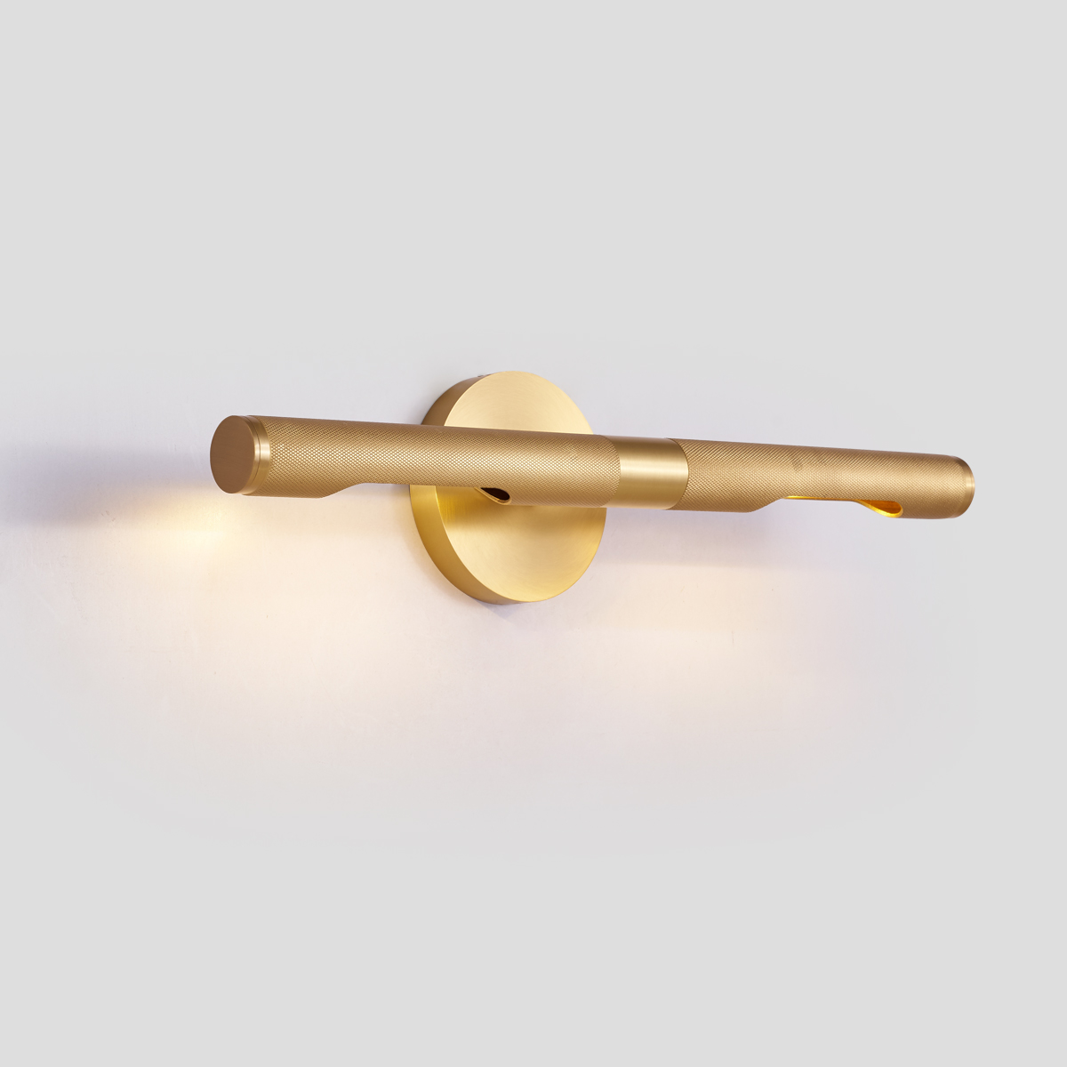 Linear Brushed Gold Picture Light 1 18.1 inch modern brushed brass LED vanity light with knurled metal texture.